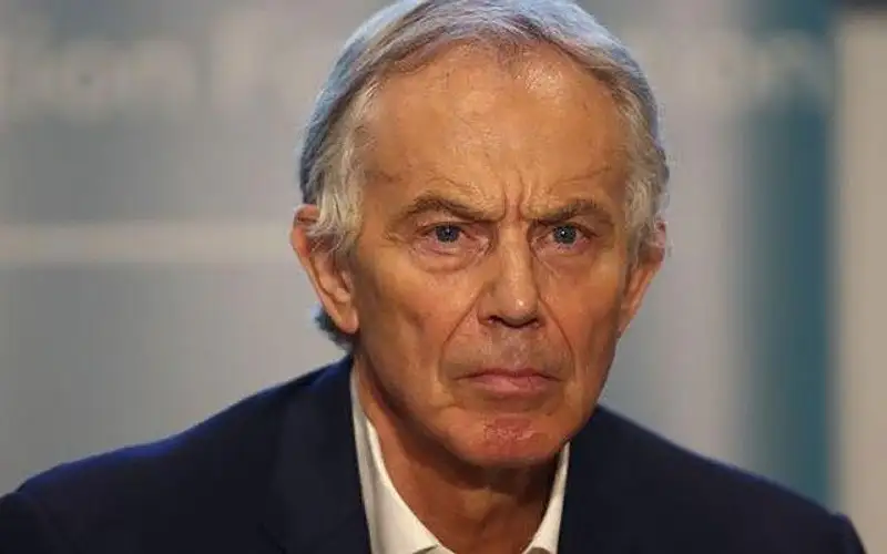 أنباء عن مساع إسرائيلية للاستعانة ببلير