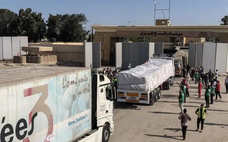 دخول 87 شاحنة مساعدات متنوعة إلى