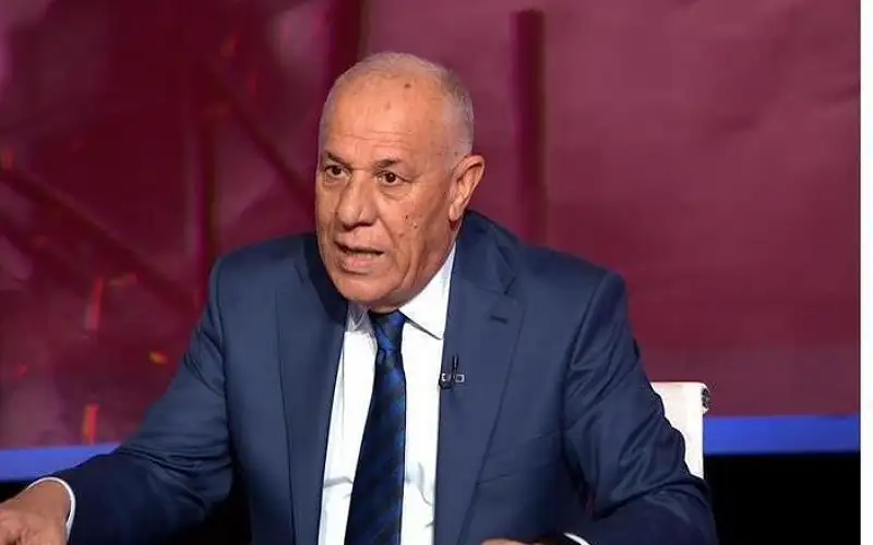 الدويري: سيهزم الجمع ويولون الدبر