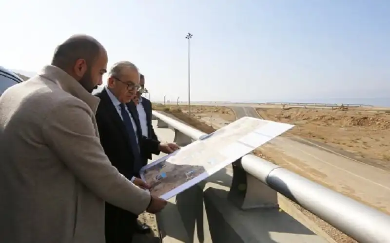 أبو السمن يتفقد جسور البحر الميت