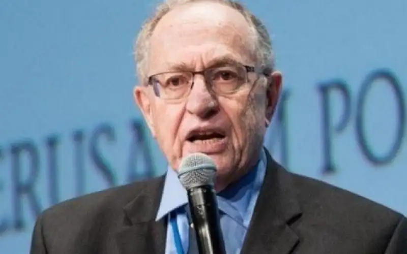 محام أمريكي يعرب عن استعداده لتمثيل