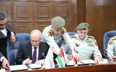 اتفاقية تعاون بين الضمان والجيش