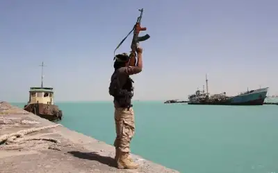 معلومات عن إطلاق صواريخ من تعز