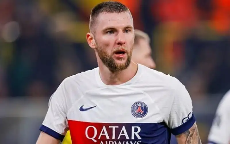 صخرة دفاع باريس سان جيرمان سيخضع