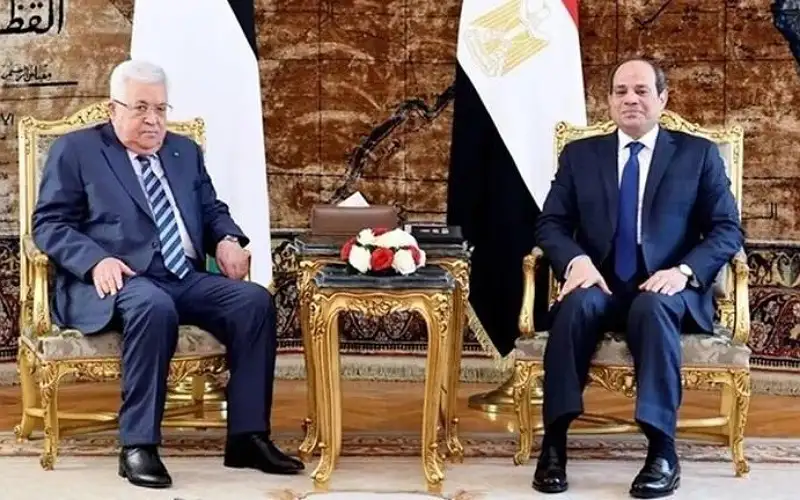 عباس يتوجه إلى القاهرة للقاء السيسي