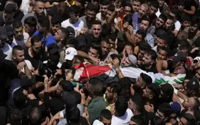 استشهاد 3 فلسطينيين بقصف طائرات الاحتلال