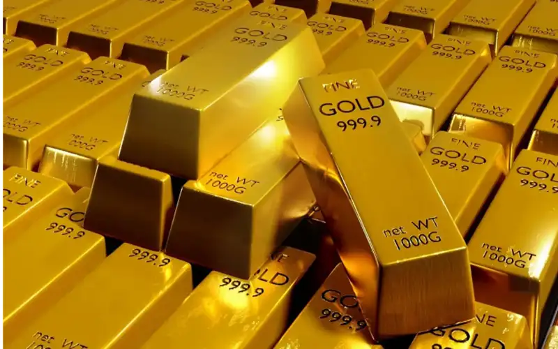 طفل يهدي “سبائك ذهبية” لصديقته بعد