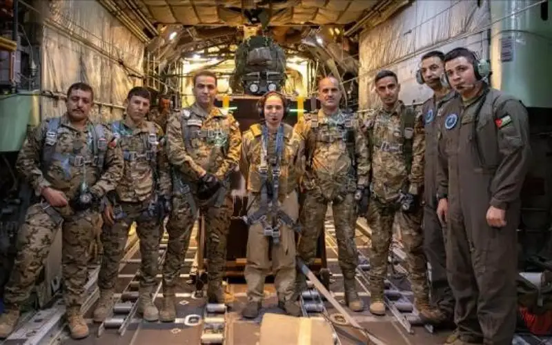 مبيضين: 10 عمليات إنزال جوي نفذها