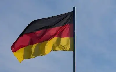 صحيفة: ألمانيا والمجر منحتا الجنسية لمحتجزين