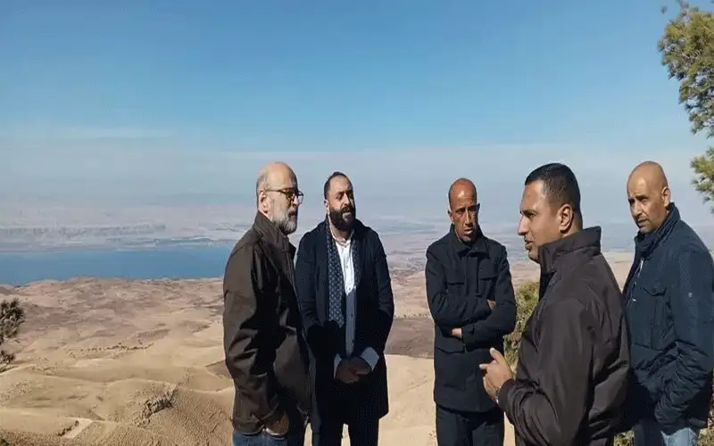 الرزاز في مادبا ويلتقي شبابها