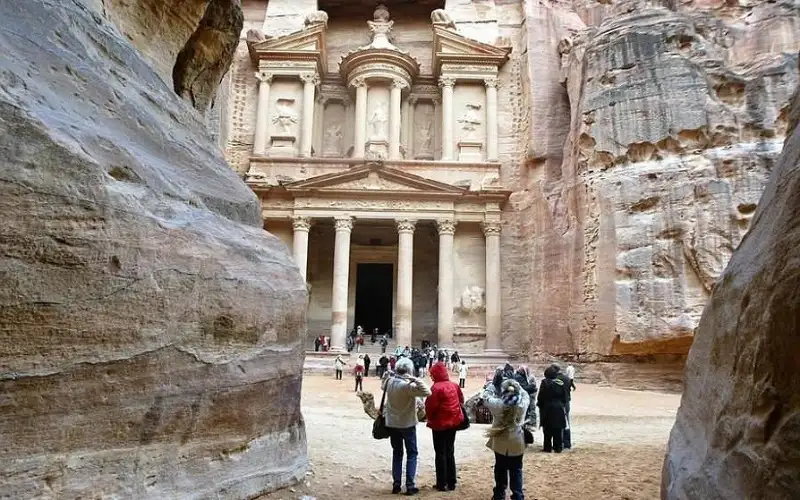 انخفاض عدد زوار البترا بسبب العدوان