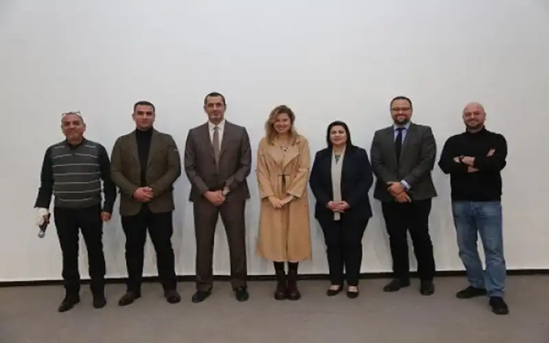 الزيتونة تكرم الطلبة الفائزين في مسابقة