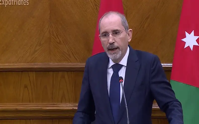 الصفدي: أمامنا طريقان وعلى العالم إيقاف