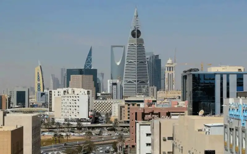 السعودية: خمسة ايام اقصى عطلة للعيدين