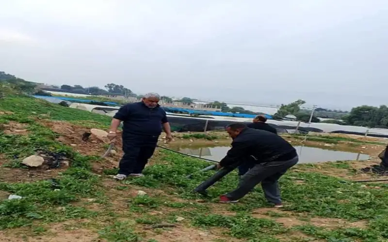 إزالة اعتداءات على قناة الملك عبدالله