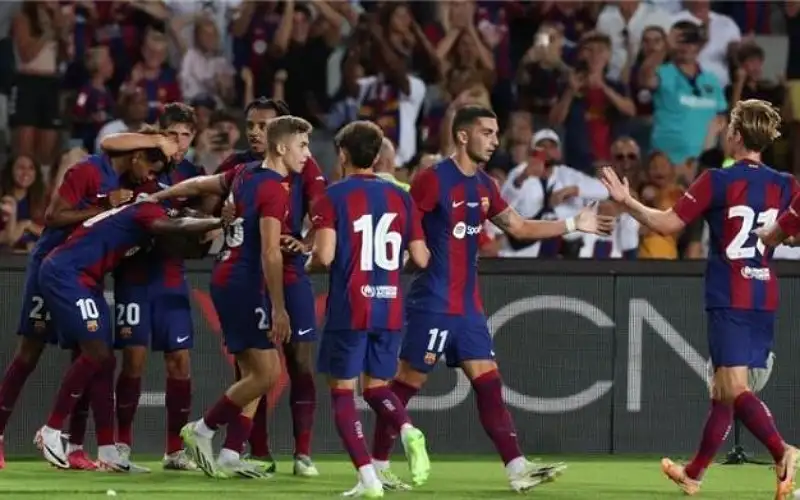 ثنائي شاب يقتحم التشكيل المتوقع لبرشلونة