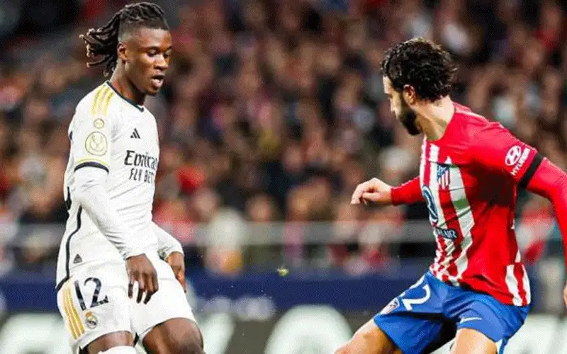 كامافينجا يخضع للفحوصات .. لعنة الإصابات