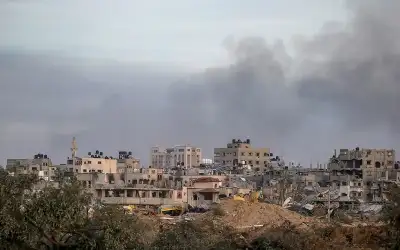 طائرات الاحتلال تسقط منشورات على رفح