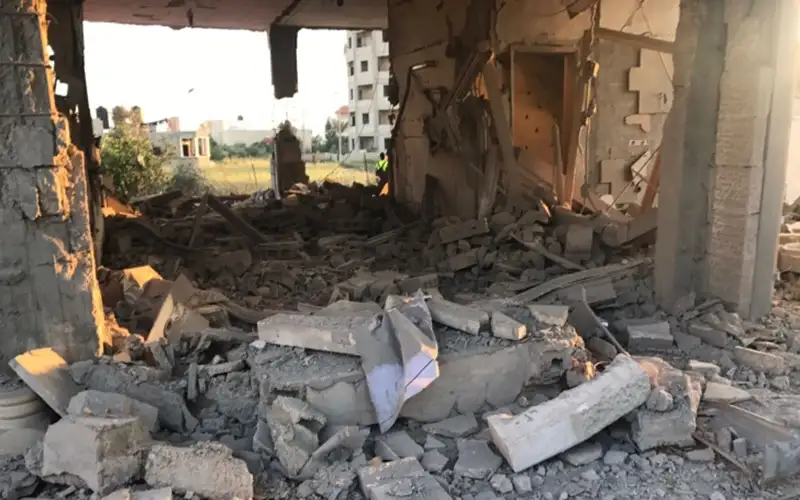 الاحتلال يجبر مقدسيا على هدم منزله