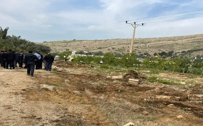 إزالة اعتداءات على قناة الملك عبدالله