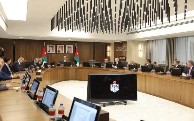 الحكومة تقر نظاما لتمكين الاجمعيات والاتحادات