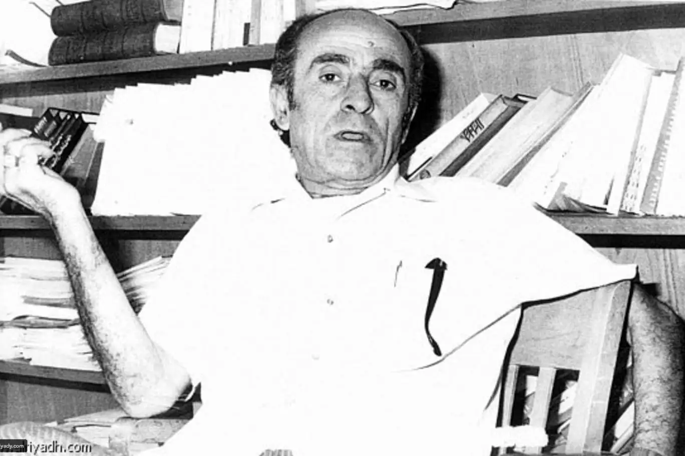 لماذا يتساقط الشعراء؟