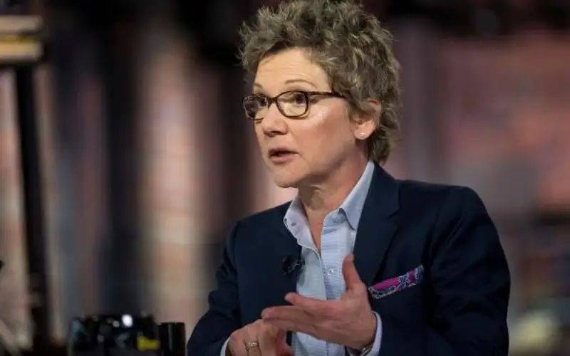 مسؤولة في الفيدرالي: من السابق لأوانه