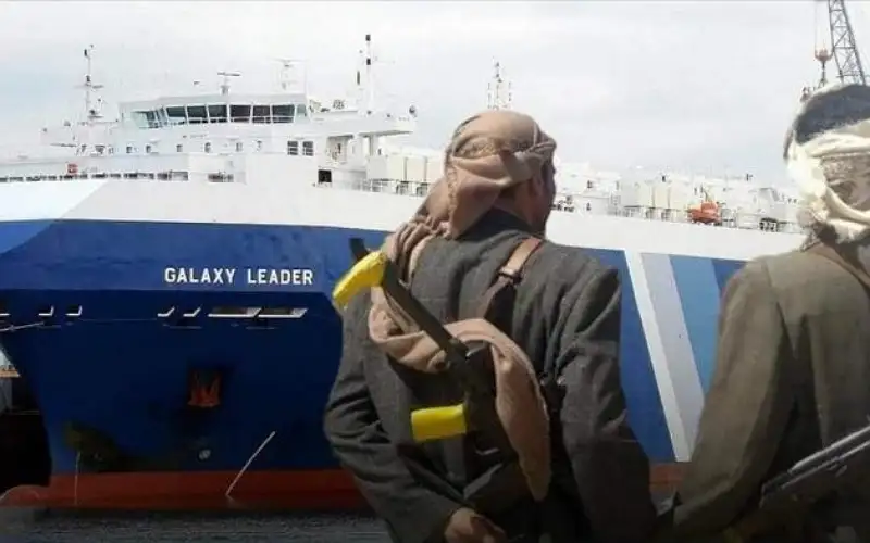 الحوثيون: 64 سفينة رفعت لافتة لا