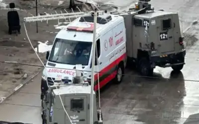 القوات الإسرائيلية تحاصر مقر الهلال الأحمر