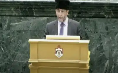 مشوقة يسأل الخصاونة عن حملة البورد