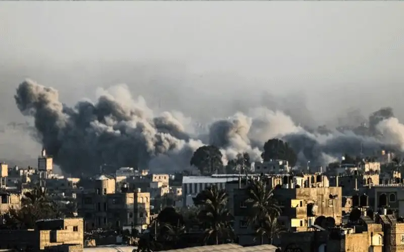 الاحتلال ينسف مربعا سكنيا في خان