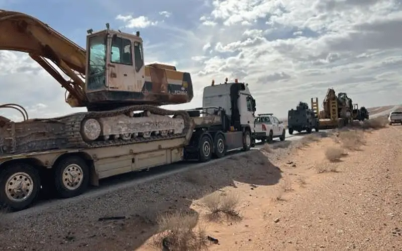 الطاقة والمعادن: تفكيك وحجز آليات مقلعين