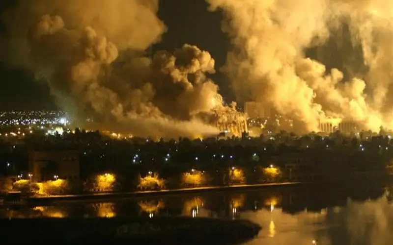 قصف أمريكي يستهدف مقرات أمنية في