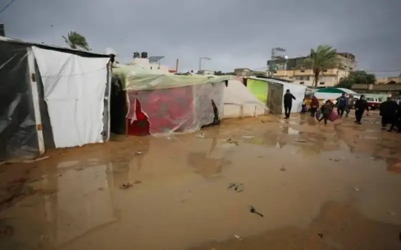 تحذيرات من غرق خيام النازحين نتيجة