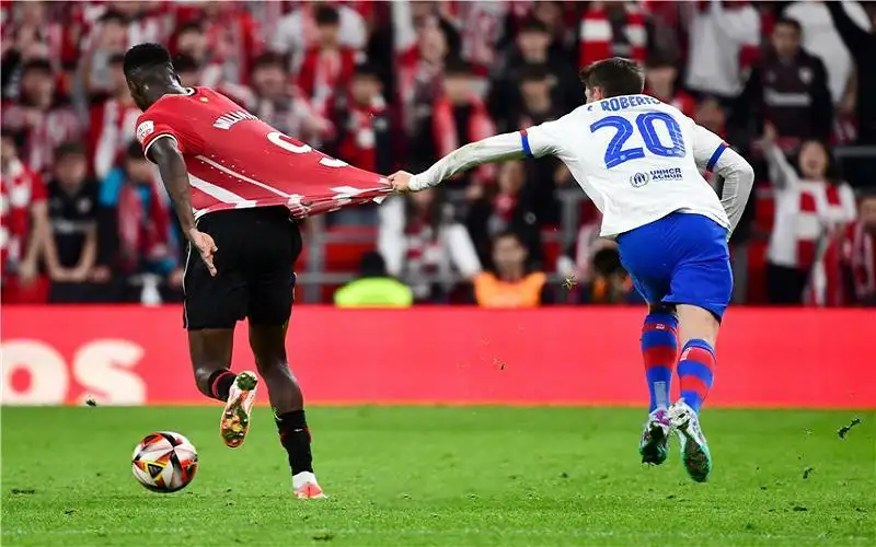 الأخوان ويليامز يطيحان ببرشلونة من كأس