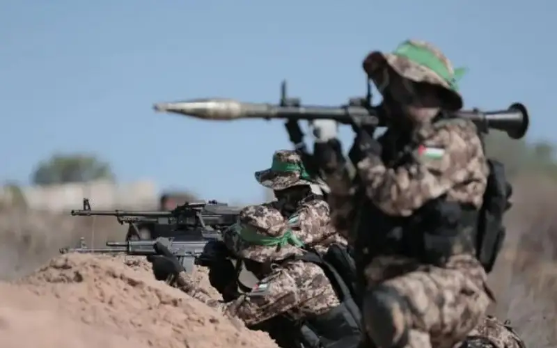 القسام تفتك بدبابتين من نوع ميركافا