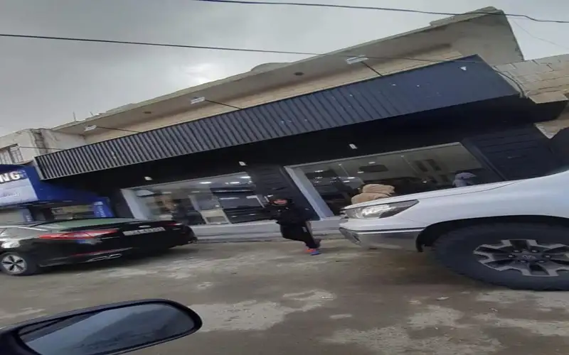 لأسباب تتعلق بالترخيص .. مالك مطعم