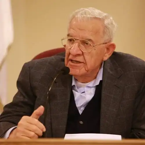 الدكتور أنيس القاسم عن لاهاي: “لا