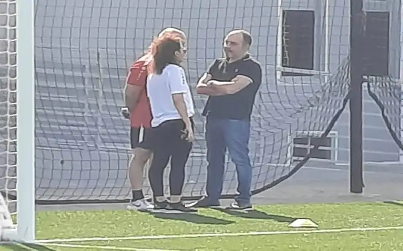 الأمير علي يلتقي لاعبي النشامى ويحفزهم