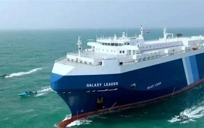 الحوثي ينصح أوروبا بالابتعاد عن أمريكا