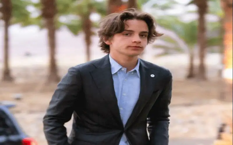 ولي العهد يهنئ الأمير هاشم