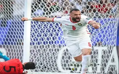 يزن العرب يتعاقد مع معيذر القطري