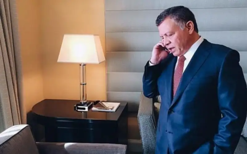 الملك يؤكد لـرئيس وزراء كندا ضرورة