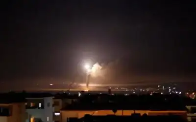 دوي انفجارات في محيط دمشق والدفاعات
