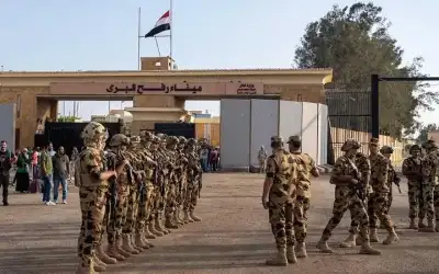 تعزيزات أمنية مصرية في سيناء مع