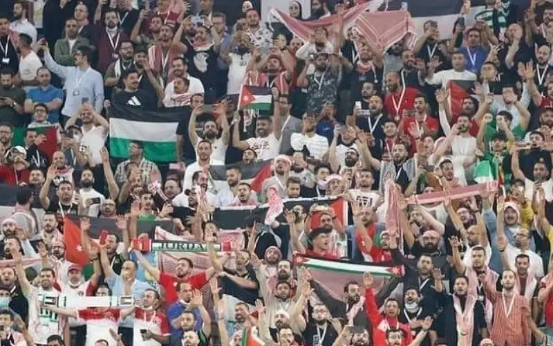 الدوحة: نشاط ملحوظ للجماهير الأردنية والاهازيج