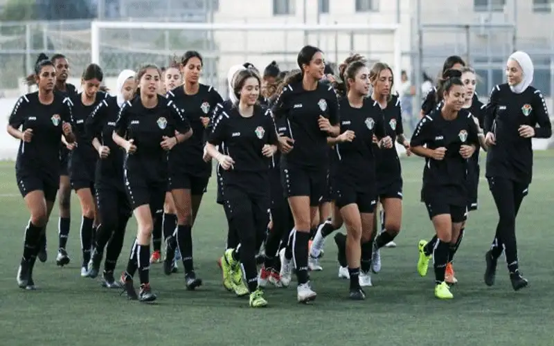 المنتخب النسوي لكرة القدم يبدأ تدريباته