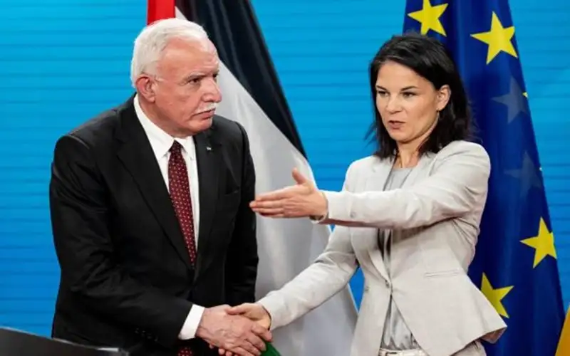 وزيرة الخارجية الألمانية إلى الأراضي المحتلة