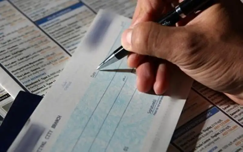 انخفاض عدد الشيكات المرتجعة بالأردن الشهر