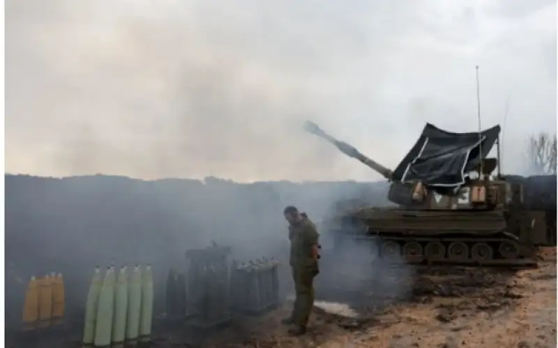 الاحتلال يعلن استكمال موجة غارات واسعة